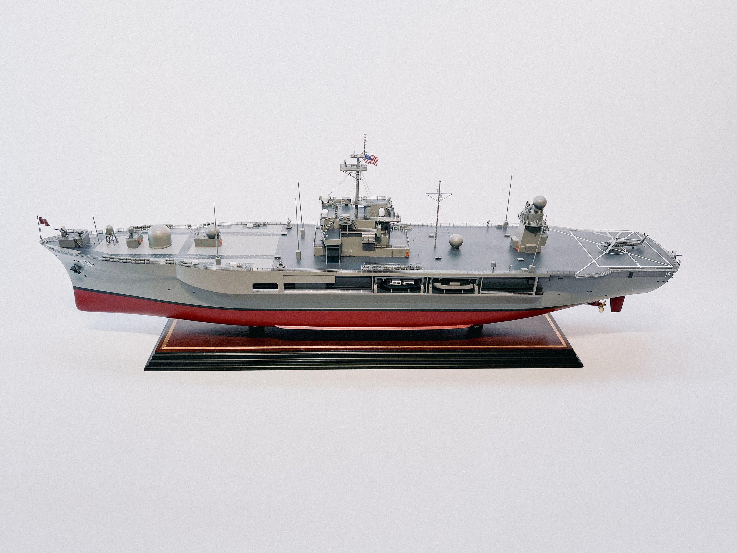 Museum of Military Models - USS Blue Ridge (LCC-19)